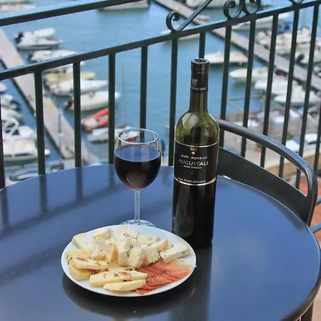 Veranda sul Porticciolo Castellammare del Golfo Esterno foto