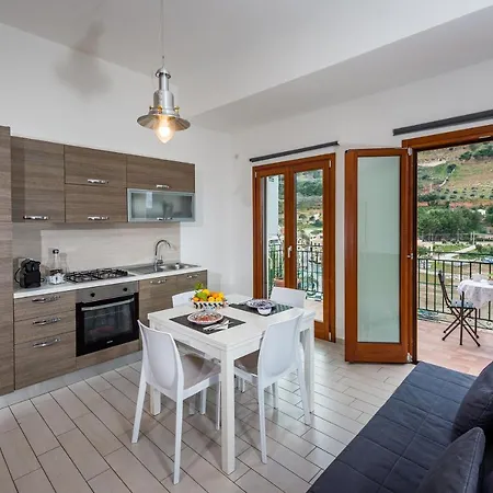 Veranda sul Porticciolo Castellammare del Golfo Esterno foto